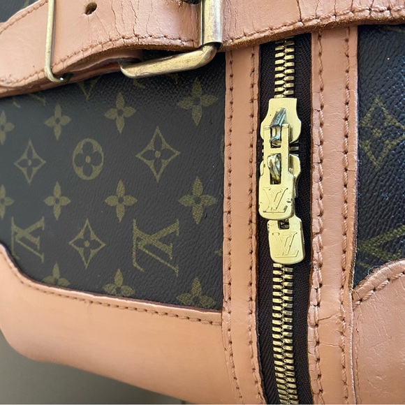 Authentic Louis Vuitton suitcase - Picture 9 of 13